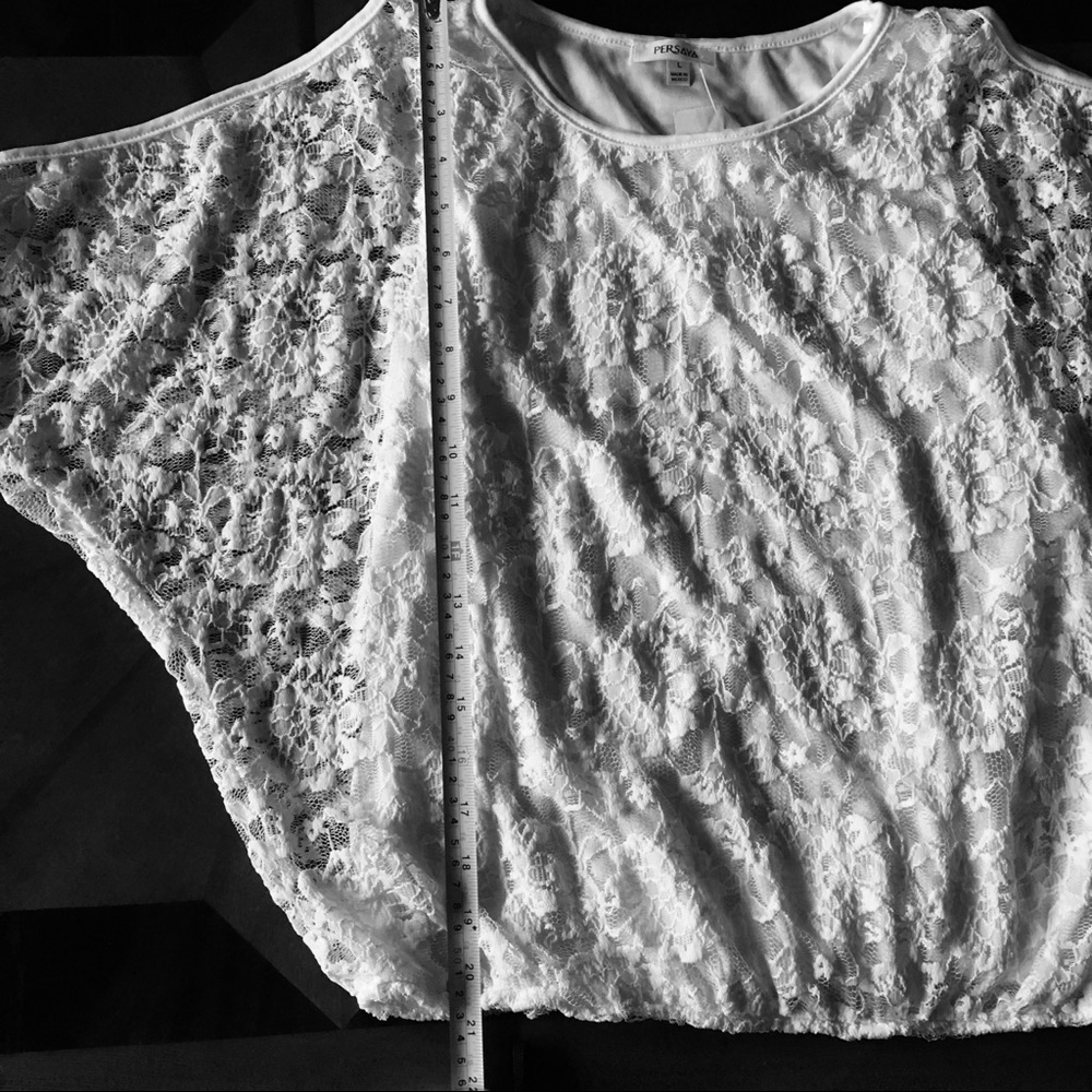 White Lace Blouse Size L . (Juniors)NWT. - Picture 7 of 8